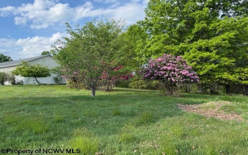 15 Pine Ridge Lane, Fairmont, West Virginia 26554, 1 Bedroom Bedrooms, 5 Rooms Rooms,3 BathroomsBathrooms,Single Family Detached,For Sale,Pine Ridge,10164655