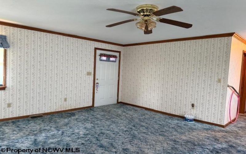 15 Pine Ridge Lane, Fairmont, West Virginia 26554, 1 Bedroom Bedrooms, 5 Rooms Rooms,3 BathroomsBathrooms,Single Family Detached,For Sale,Pine Ridge,10164655