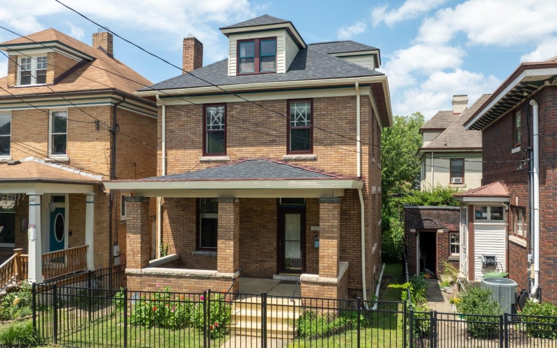 227 Hagans Street, Morgantown, West Virginia 26501, 3 Bedrooms Bedrooms, 6 Rooms Rooms,1 BathroomBathrooms,Single Family Detached,For Sale,Hagans,10164650 227 Hagans Street, Morgantown, West Virginia 26501, 3 Bedrooms Bedrooms, 6 Rooms Rooms,1 BathroomBathrooms,Single Family Detached,For Sale,Hagans,10164650