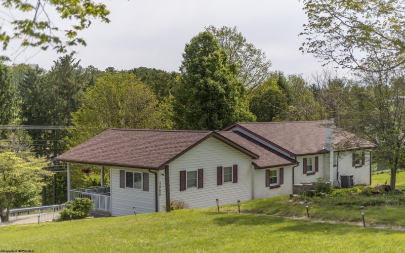 3068 White Hall Boulevard, Fairmont, West Virginia 26554, 3 Bedrooms Bedrooms, 7 Rooms Rooms,2 BathroomsBathrooms,Single Family Detached,For Sale,White Hall,10164651 3068 White Hall Boulevard, Fairmont, West Virginia 26554, 3 Bedrooms Bedrooms, 7 Rooms Rooms,2 BathroomsBathrooms,Single Family Detached,For Sale,White Hall,10164651