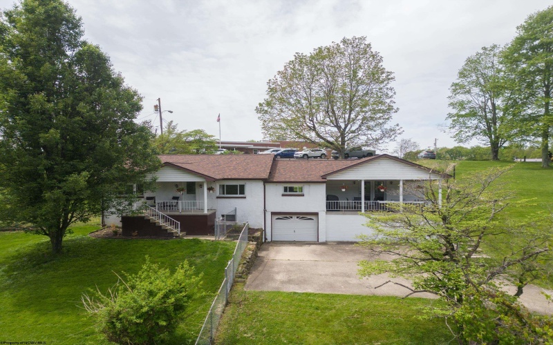 3068 White Hall Boulevard, Fairmont, West Virginia 26554, 3 Bedrooms Bedrooms, 7 Rooms Rooms,2 BathroomsBathrooms,Single Family Detached,For Sale,White Hall,10164651 3068 White Hall Boulevard, Fairmont, West Virginia 26554, 3 Bedrooms Bedrooms, 7 Rooms Rooms,2 BathroomsBathrooms,Single Family Detached,For Sale,White Hall,10164651