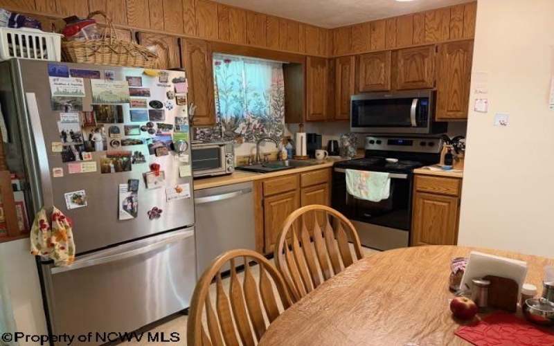 169 Evergreen Circle, Philippi, West Virginia 26416, 3 Bedrooms Bedrooms, 7 Rooms Rooms,2 BathroomsBathrooms,Single Family Detached,For Sale,Evergreen,10164654