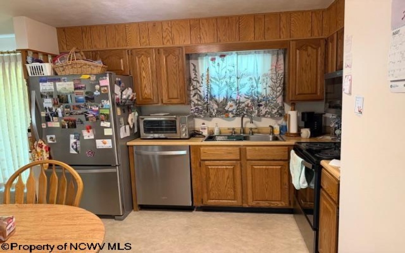 169 Evergreen Circle, Philippi, West Virginia 26416, 3 Bedrooms Bedrooms, 7 Rooms Rooms,2 BathroomsBathrooms,Single Family Detached,For Sale,Evergreen,10164654