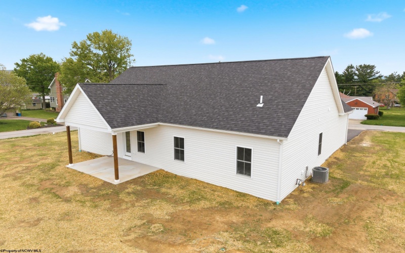 16 Margaret Street, Uniontown, Pennsylvania 15401, 3 Bedrooms Bedrooms, 5 Rooms Rooms,2 BathroomsBathrooms,Single Family Detached,For Sale,Margaret,10164666