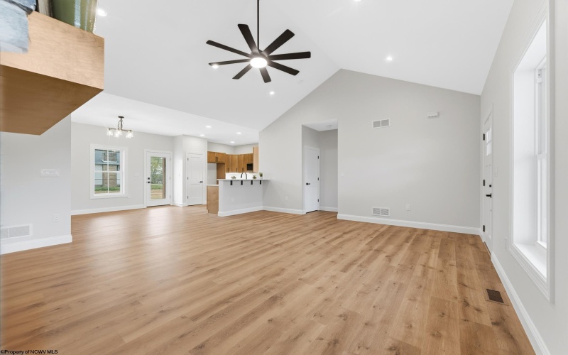16 Margaret Street, Uniontown, Pennsylvania 15401, 3 Bedrooms Bedrooms, 5 Rooms Rooms,2 BathroomsBathrooms,Single Family Detached,For Sale,Margaret,10164666