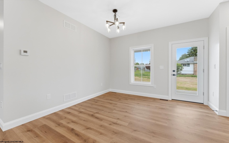 16 Margaret Street, Uniontown, Pennsylvania 15401, 3 Bedrooms Bedrooms, 5 Rooms Rooms,2 BathroomsBathrooms,Single Family Detached,For Sale,Margaret,10164666