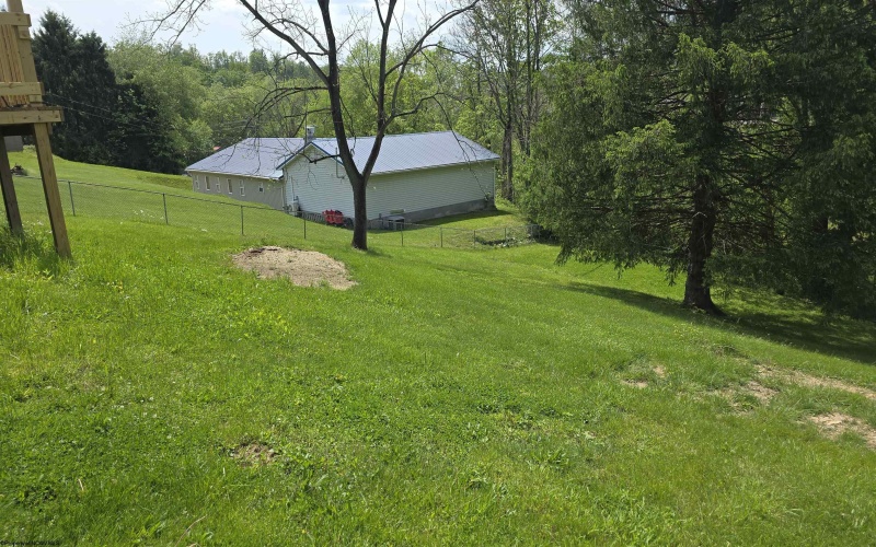 43 AGRONOMY FARM Road, Morgantown, West Virginia 26508, 2 Bedrooms Bedrooms, 5 Rooms Rooms,1 BathroomBathrooms,Single Family Detached,For Sale,AGRONOMY FARM,10164669