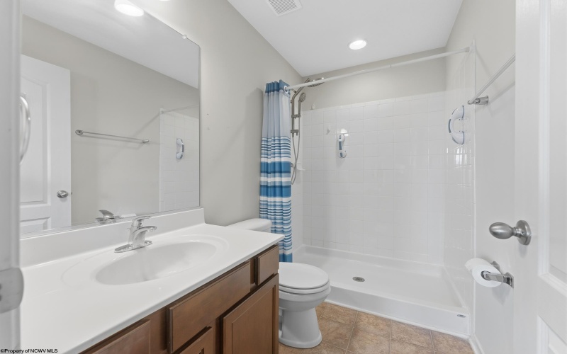 307 Double Eagle Lane, Maidsville, West Virginia 26541, 3 Bedrooms Bedrooms, 6 Rooms Rooms,2 BathroomsBathrooms,Single Family Detached,For Sale,Double Eagle,10164685