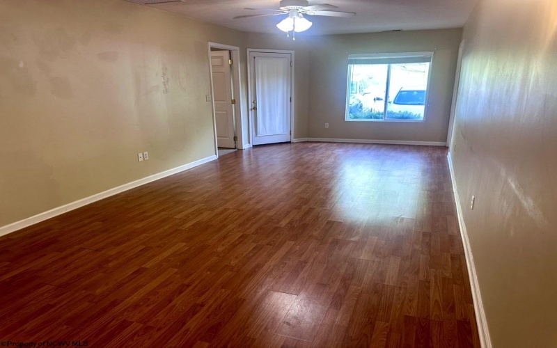 2102 University Commons Drive, Morgantown, West Virginia 26505, 4 Bedrooms Bedrooms, 6 Rooms Rooms,4 BathroomsBathrooms,Single Family Attached,For Sale,University Commons,10164680