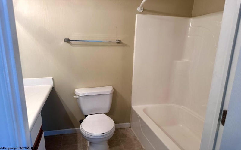 2102 University Commons Drive, Morgantown, West Virginia 26505, 4 Bedrooms Bedrooms, 6 Rooms Rooms,4 BathroomsBathrooms,Single Family Attached,For Sale,University Commons,10164680