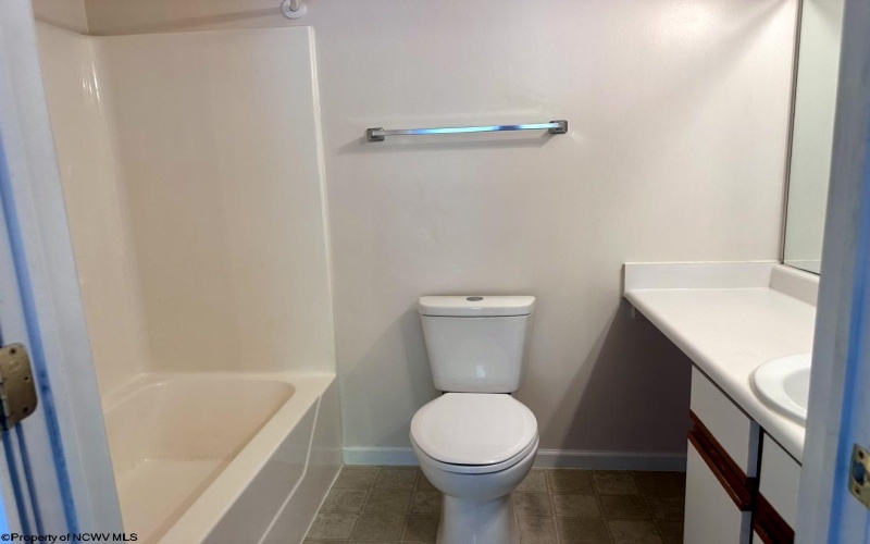 2102 University Commons Drive, Morgantown, West Virginia 26505, 4 Bedrooms Bedrooms, 6 Rooms Rooms,4 BathroomsBathrooms,Single Family Attached,For Sale,University Commons,10164680