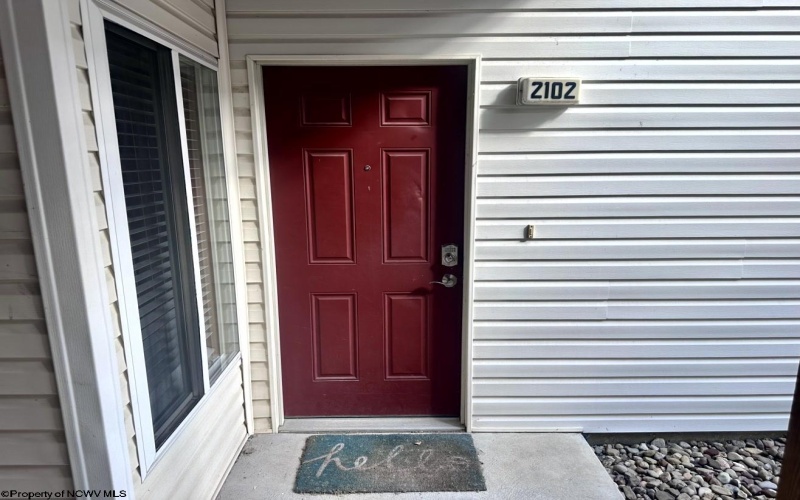 2102 University Commons Drive, Morgantown, West Virginia 26505, 4 Bedrooms Bedrooms, 6 Rooms Rooms,4 BathroomsBathrooms,Single Family Attached,For Sale,University Commons,10164680