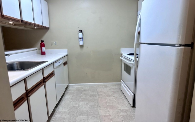 2102 University Commons Drive, Morgantown, West Virginia 26505, 4 Bedrooms Bedrooms, 6 Rooms Rooms,4 BathroomsBathrooms,Single Family Attached,For Sale,University Commons,10164680