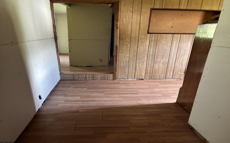 37 Trenton Street, Farmington, West Virginia 26571, 2 Bedrooms Bedrooms, 5 Rooms Rooms,1 BathroomBathrooms,Single Family Detached,For Sale,Trenton,10164684