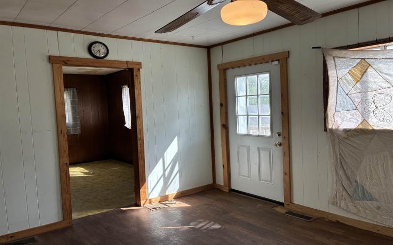 37 Trenton Street, Farmington, West Virginia 26571, 2 Bedrooms Bedrooms, 5 Rooms Rooms,1 BathroomBathrooms,Single Family Detached,For Sale,Trenton,10164684