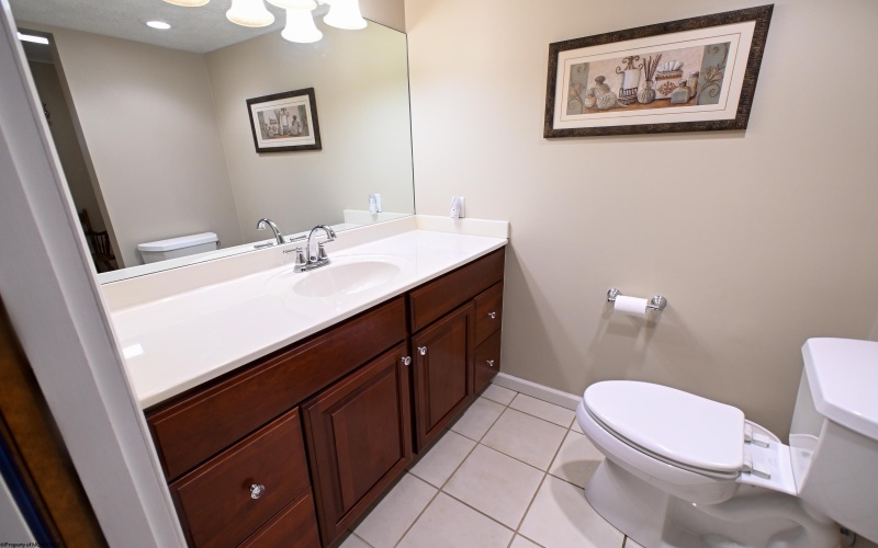 1337 Dogwood Avenue, Morgantown, West Virginia 26505-2307, 4 Bedrooms Bedrooms, 12 Rooms Rooms,3 BathroomsBathrooms,Single Family Detached,For Sale,Dogwood,10164683