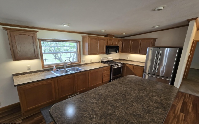 1814 Mannington Road, Smithfield, West Virginia 26437, 3 Bedrooms Bedrooms, 5 Rooms Rooms,2 BathroomsBathrooms,Single Family Detached,For Sale,Mannington,10164673