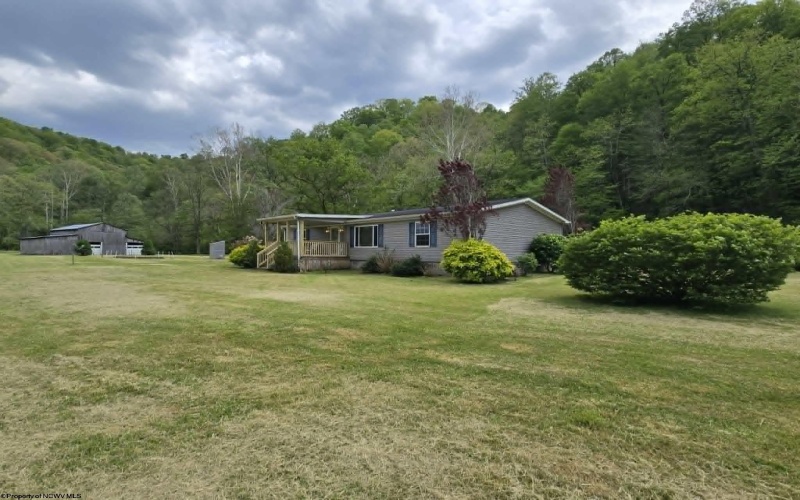 1814 Mannington Road, Smithfield, West Virginia 26437, 3 Bedrooms Bedrooms, 5 Rooms Rooms,2 BathroomsBathrooms,Single Family Detached,For Sale,Mannington,10164673