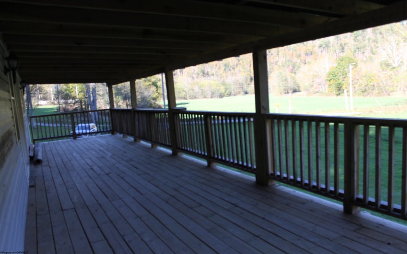 89 Snyder Road, Harman, West Virginia 26270, 4 Bedrooms Bedrooms, 6 Rooms Rooms,2 BathroomsBathrooms,Single Family Detached,For Sale,Snyder,10164678