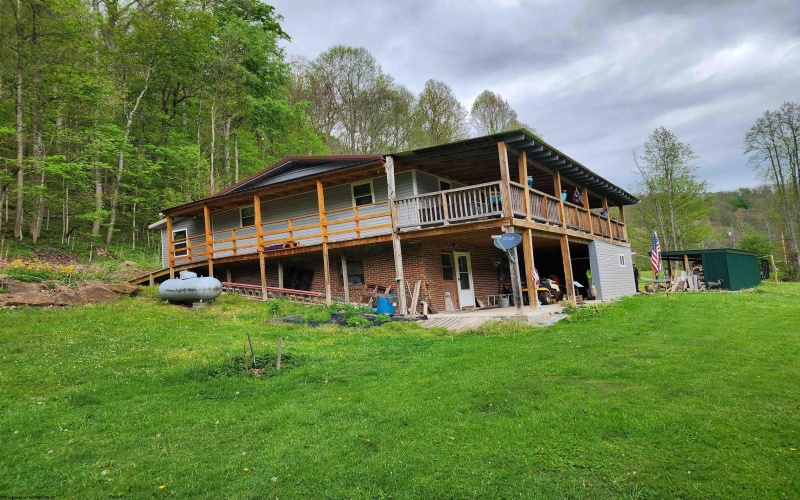89 Snyder Road, Harman, West Virginia 26270, 4 Bedrooms Bedrooms, 6 Rooms Rooms,2 BathroomsBathrooms,Single Family Detached,For Sale,Snyder,10164678