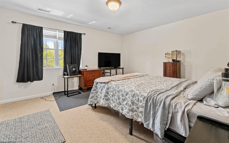 59 Clear Springs Drive, Morgantown, West Virginia 26508, 3 Bedrooms Bedrooms, 7 Rooms Rooms,2 BathroomsBathrooms,Single Family Attached,For Sale,Clear Springs,10164697