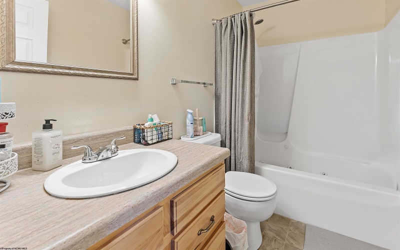 59 Clear Springs Drive, Morgantown, West Virginia 26508, 3 Bedrooms Bedrooms, 7 Rooms Rooms,2 BathroomsBathrooms,Single Family Attached,For Sale,Clear Springs,10164697