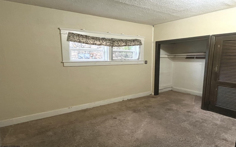 523 Hornor Avenue, Clarksburg, West Virginia 26301, ,Multi-unit/income,For Sale,Hornor,10164705