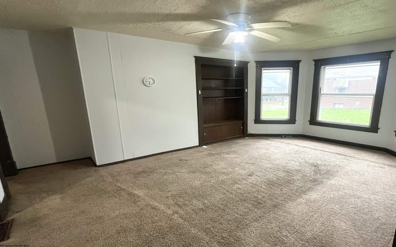 523 Hornor Avenue, Clarksburg, West Virginia 26301, ,Multi-unit/income,For Sale,Hornor,10164705