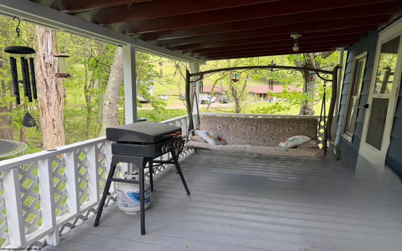 576 Reubens Run Road, Fairmont, West Virginia 26554, 2 Bedrooms Bedrooms, 5 Rooms Rooms,1 BathroomBathrooms,Single Family Detached,For Sale,Reubens Run,10164712