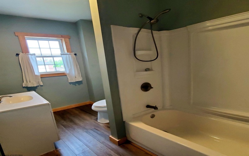 206 1st Street, Elkins, West Virginia 26241, 2 Bedrooms Bedrooms, 6 Rooms Rooms,1 BathroomBathrooms,Single Family Detached,For Sale,1st,10164711