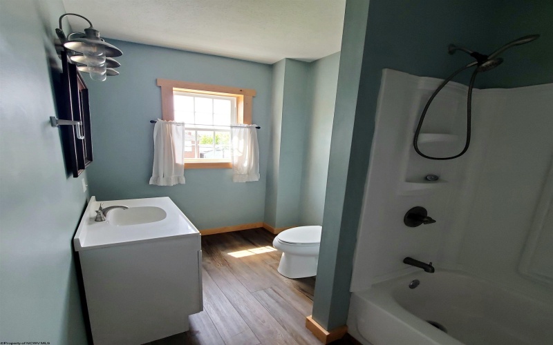 206 1st Street, Elkins, West Virginia 26241, 2 Bedrooms Bedrooms, 6 Rooms Rooms,1 BathroomBathrooms,Single Family Detached,For Sale,1st,10164711