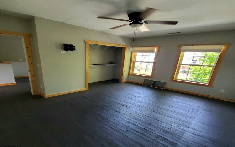206 1st Street, Elkins, West Virginia 26241, 2 Bedrooms Bedrooms, 6 Rooms Rooms,1 BathroomBathrooms,Single Family Detached,For Sale,1st,10164711
