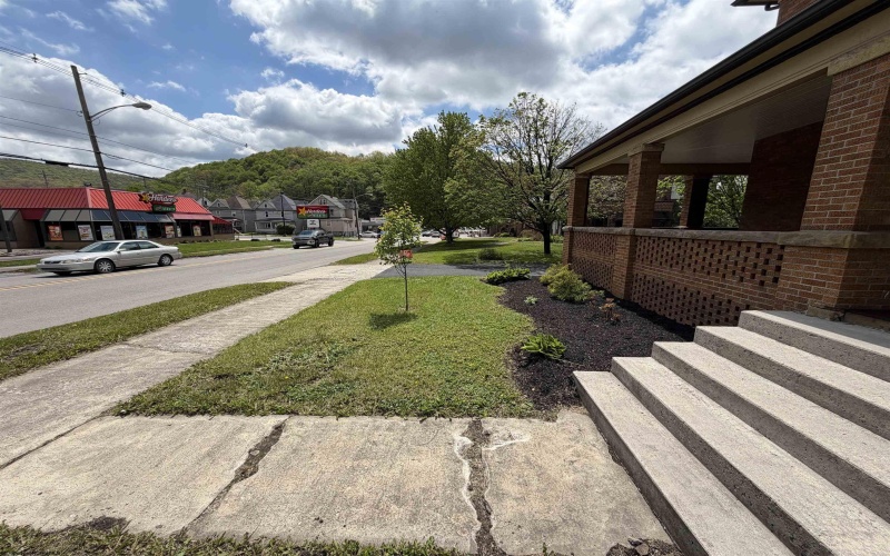 24 Randolph Avenue, Elkins, West Virginia 26241, 4 Bedrooms Bedrooms, 12 Rooms Rooms,2 BathroomsBathrooms,Single Family Detached,For Sale,Randolph,10164710