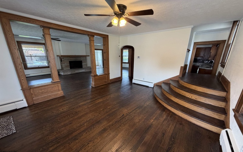 24 Randolph Avenue, Elkins, West Virginia 26241, 4 Bedrooms Bedrooms, 12 Rooms Rooms,2 BathroomsBathrooms,Single Family Detached,For Sale,Randolph,10164710
