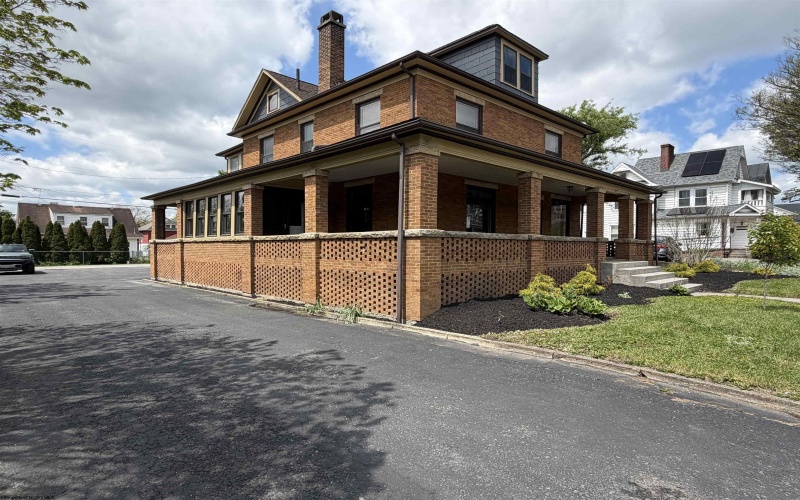 24 Randolph Avenue, Elkins, West Virginia 26241, 4 Bedrooms Bedrooms, 12 Rooms Rooms,2 BathroomsBathrooms,Single Family Detached,For Sale,Randolph,10164710