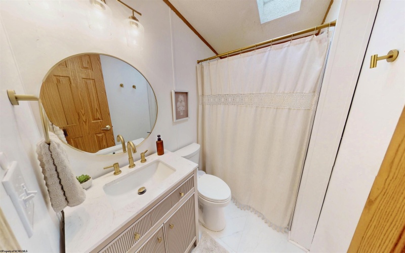 53 Brummage Cemetery Road, Fairmont, West Virginia 26554, 3 Bedrooms Bedrooms, 7 Rooms Rooms,3 BathroomsBathrooms,Single Family Detached,For Sale,Brummage Cemetery,10164691