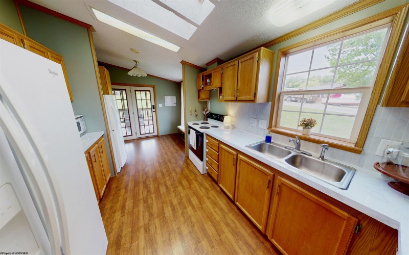 53 Brummage Cemetery Road, Fairmont, West Virginia 26554, 3 Bedrooms Bedrooms, 7 Rooms Rooms,3 BathroomsBathrooms,Single Family Detached,For Sale,Brummage Cemetery,10164691