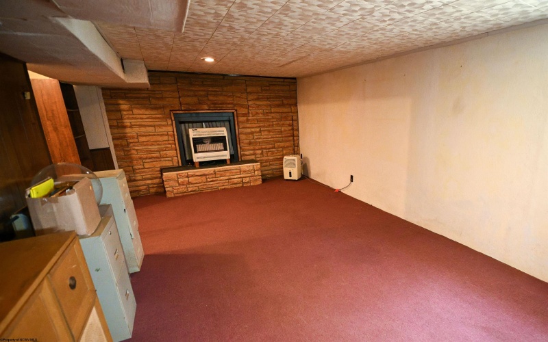 109 Rebrook Street, Clarksburg, West Virginia 26301, 3 Bedrooms Bedrooms, 5 Rooms Rooms,1 BathroomBathrooms,Single Family Detached,For Sale,Rebrook,10164708