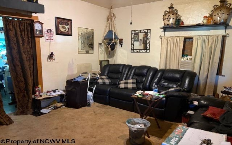 120 Robinson Street, Fairmont, West Virginia 26554, 2 Bedrooms Bedrooms, 4 Rooms Rooms,1 BathroomBathrooms,Single Family Detached,For Sale,Robinson,10164690