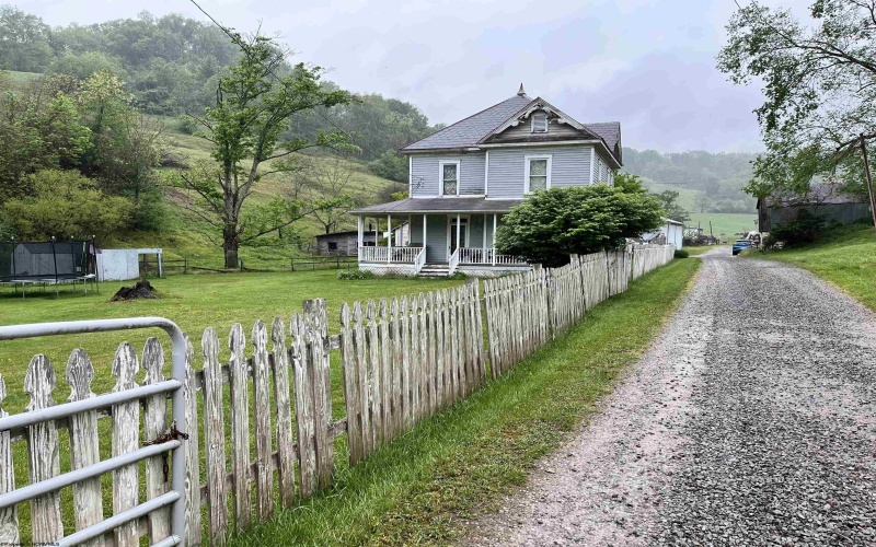 911 Wheeler Fork Road, Horner, West Virginia 26372, 3 Bedrooms Bedrooms, 8 Rooms Rooms,1 BathroomBathrooms,Single Family Detached,For Sale,Wheeler Fork,10164704