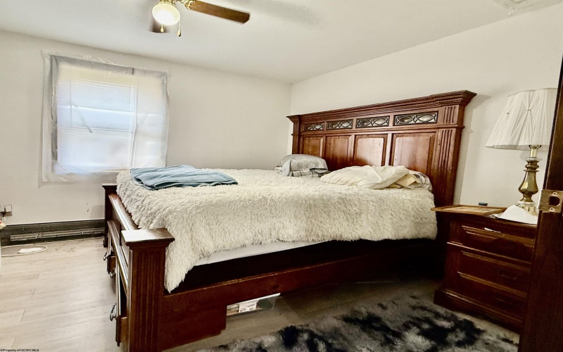 669 Hill Road, Grafton, West Virginia 26354, 2 Bedrooms Bedrooms, 5 Rooms Rooms,2 BathroomsBathrooms,Single Family Detached,For Sale,Hill,10164702
