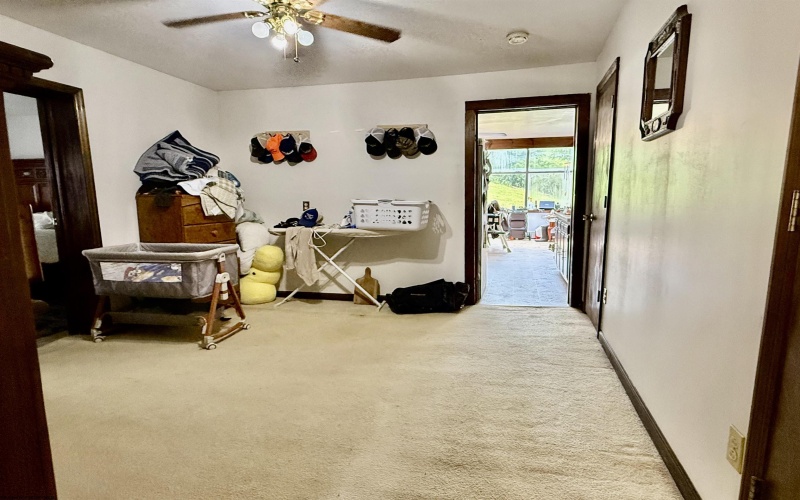 669 Hill Road, Grafton, West Virginia 26354, 2 Bedrooms Bedrooms, 5 Rooms Rooms,2 BathroomsBathrooms,Single Family Detached,For Sale,Hill,10164702