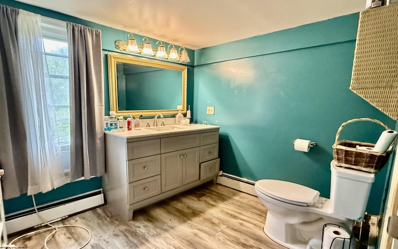 669 Hill Road, Grafton, West Virginia 26354, 2 Bedrooms Bedrooms, 5 Rooms Rooms,2 BathroomsBathrooms,Single Family Detached,For Sale,Hill,10164702