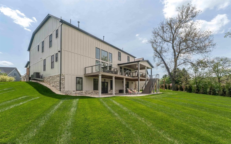 88 Hidden Brook Circle, Morgantown, West Virginia 26508-7705, 6 Bedrooms Bedrooms, 11 Rooms Rooms,6 BathroomsBathrooms,Single Family Detached,For Sale,Hidden Brook,10164693
