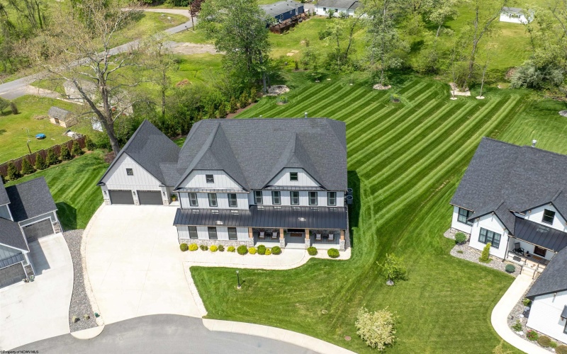 88 Hidden Brook Circle, Morgantown, West Virginia 26508-7705, 6 Bedrooms Bedrooms, 11 Rooms Rooms,6 BathroomsBathrooms,Single Family Detached,For Sale,Hidden Brook,10164693