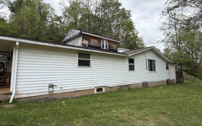 128 1/2 Valley Street, Salem, West Virginia 26426, 2 Bedrooms Bedrooms, 6 Rooms Rooms,1 BathroomBathrooms,Single Family Detached,For Sale,Valley,10164694 128 1/2 Valley Street, Salem, West Virginia 26426, 2 Bedrooms Bedrooms, 6 Rooms Rooms,1 BathroomBathrooms,Single Family Detached,For Sale,Valley,10164694