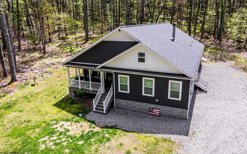 781 Branch Hollow, Bruceton Mills, West Virginia 26525, 3 Bedrooms Bedrooms, 5 Rooms Rooms,2 BathroomsBathrooms,Single Family Detached,For Sale,Branch,10164700