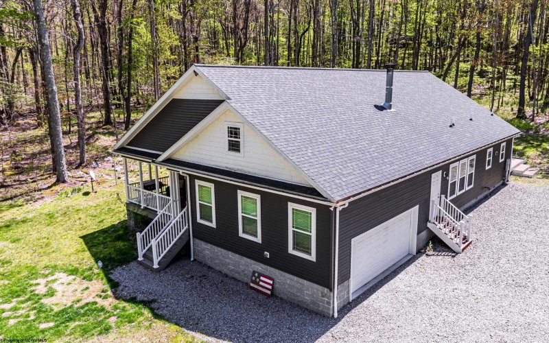 781 Branch Hollow, Bruceton Mills, West Virginia 26525, 3 Bedrooms Bedrooms, 5 Rooms Rooms,2 BathroomsBathrooms,Single Family Detached,For Sale,Branch,10164700