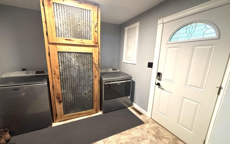 45 Spring Hills Road, Grafton, West Virginia 26354, 3 Bedrooms Bedrooms, 7 Rooms Rooms,1 BathroomBathrooms,Single Family Detached,For Sale,Spring Hills,10164716
