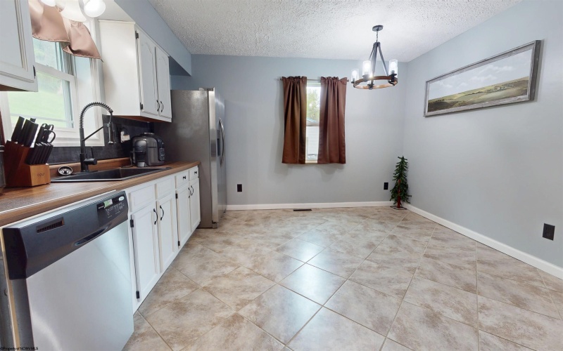 45 Spring Hills Road, Grafton, West Virginia 26354, 3 Bedrooms Bedrooms, 7 Rooms Rooms,1 BathroomBathrooms,Single Family Detached,For Sale,Spring Hills,10164716